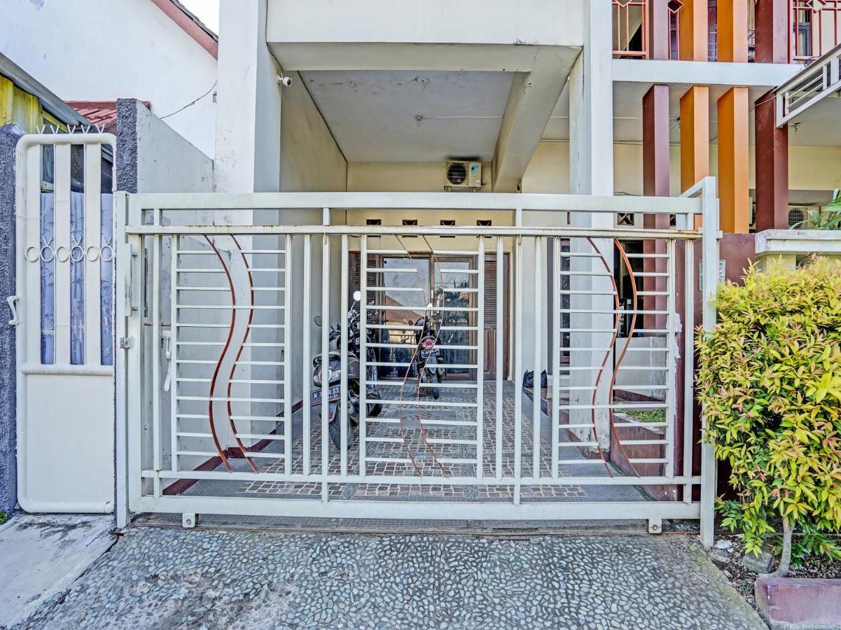 Hotel Oyo 91587 Griya Buah De5 Syariah Sidoarjo Exteriér fotografie